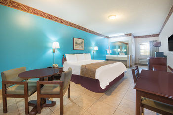 Texas Inn And Suites Citycenter At Utrgv เอดินเบิร์ก ภายนอก รูปภาพ